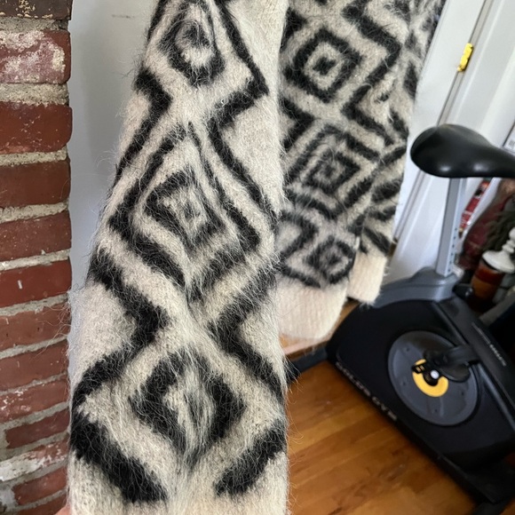 Collection snowflake V-neck sweater new with tags - Picture 3 of 3